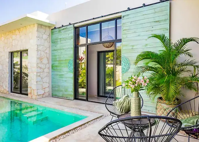 Casa Lou, Large House And Pool, Club Access *